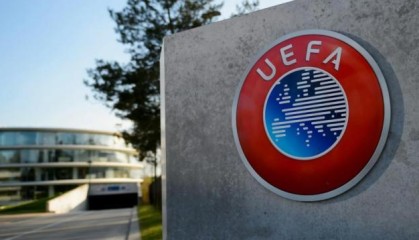 开云体育官方网-传欧足联处罚10家FFP违规豪门，巴萨尤文根本不慌？