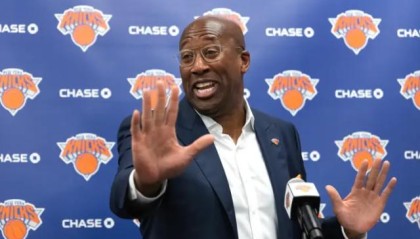 开云体育App-防守漏洞有救了？布朗新帅上任或破解尼克斯难题