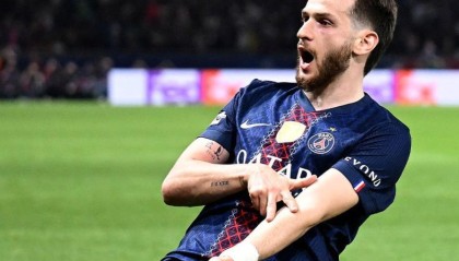 开云体育App-克瓦拉茨赫利亚欧冠淘汰赛为巴黎打进8球，队史仅次于姆巴佩